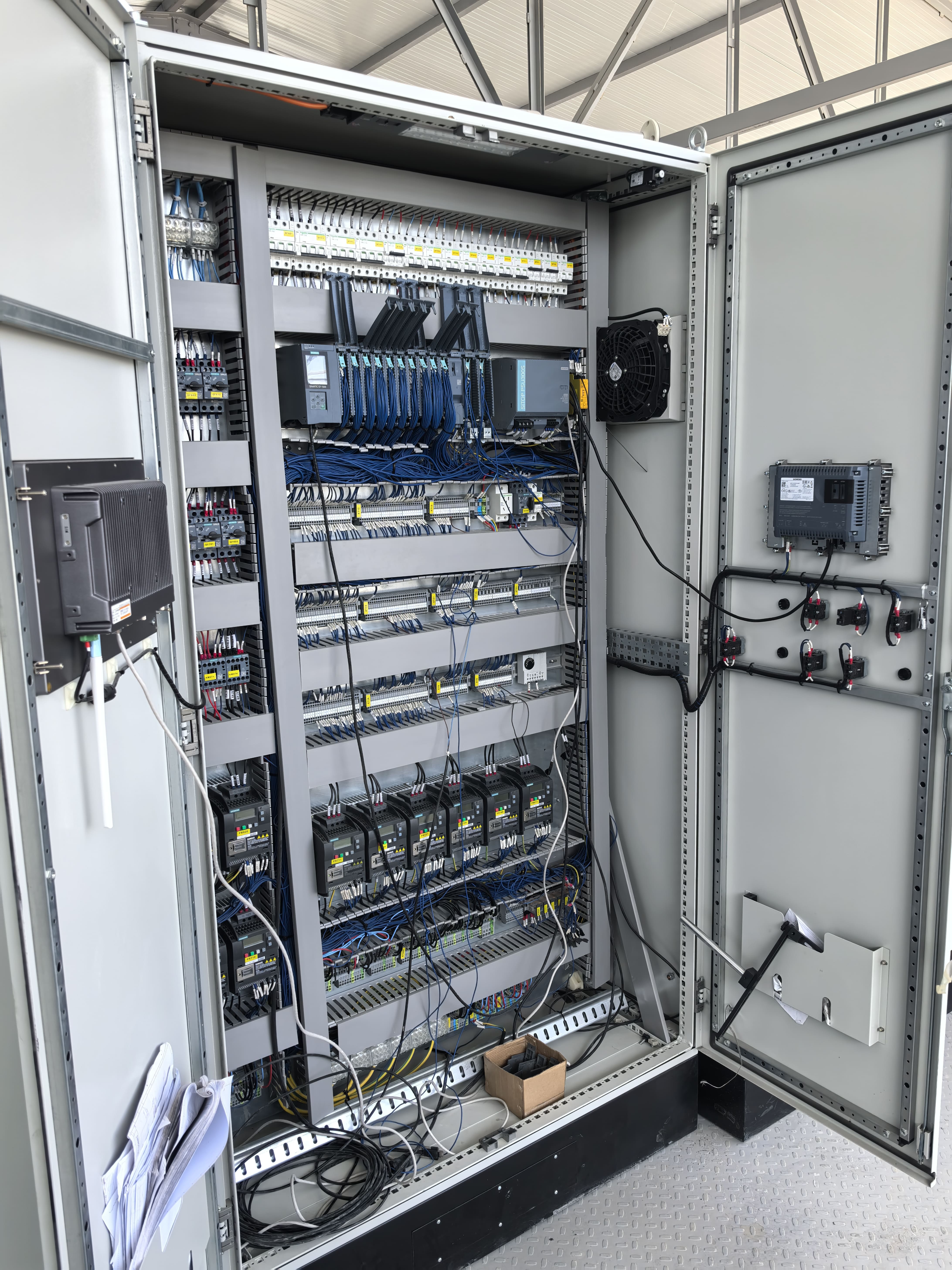 Монтаж кабельных трасс