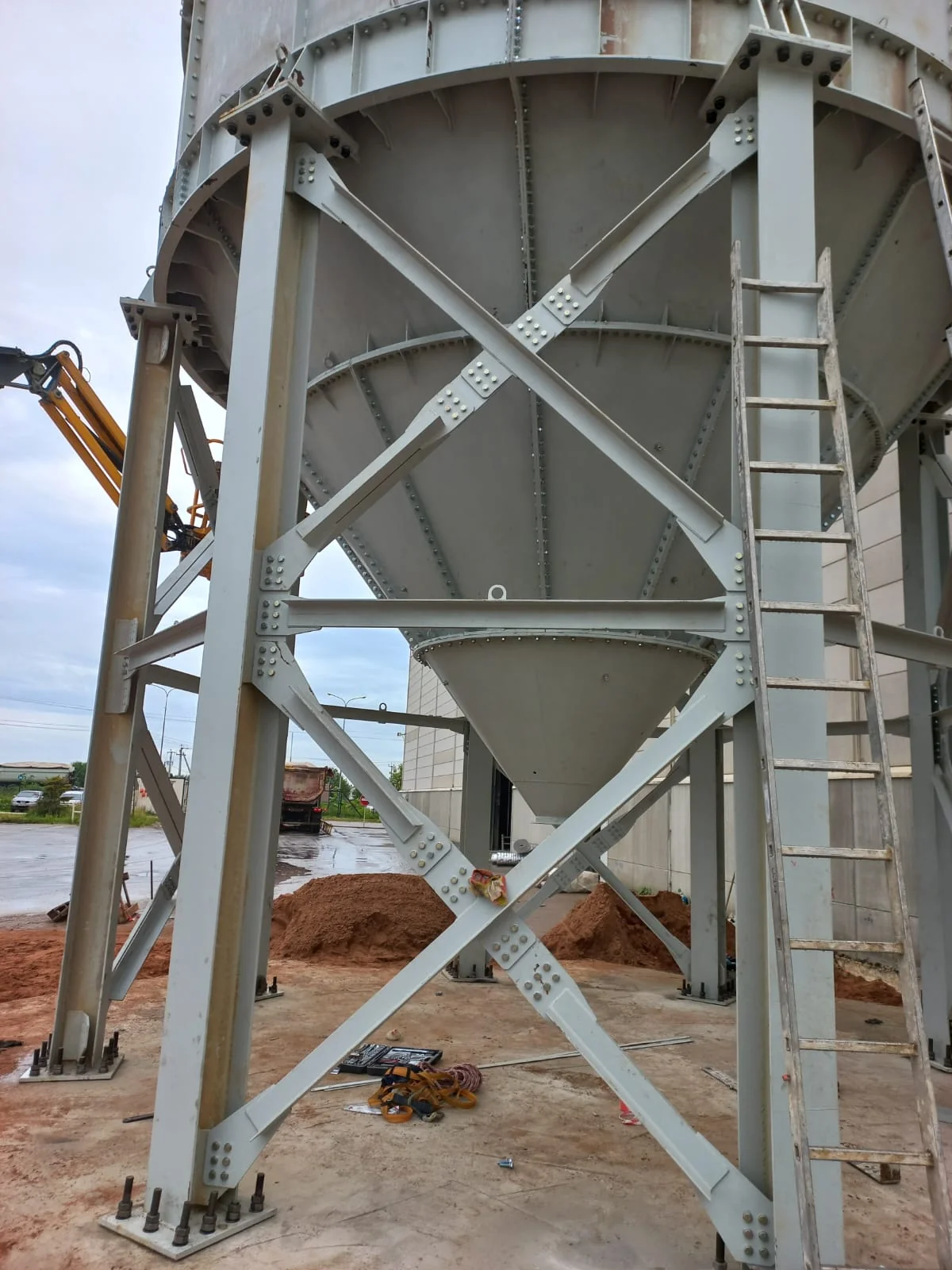 Сборка силоса