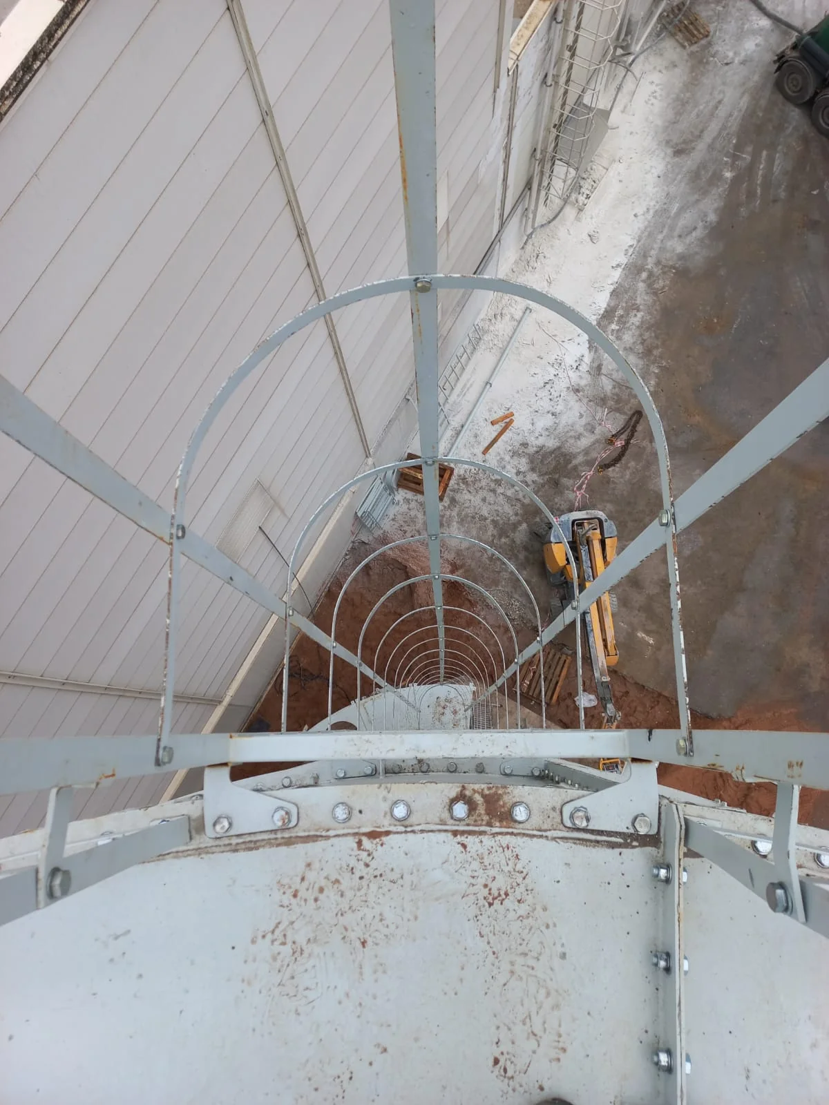 Сборка силоса