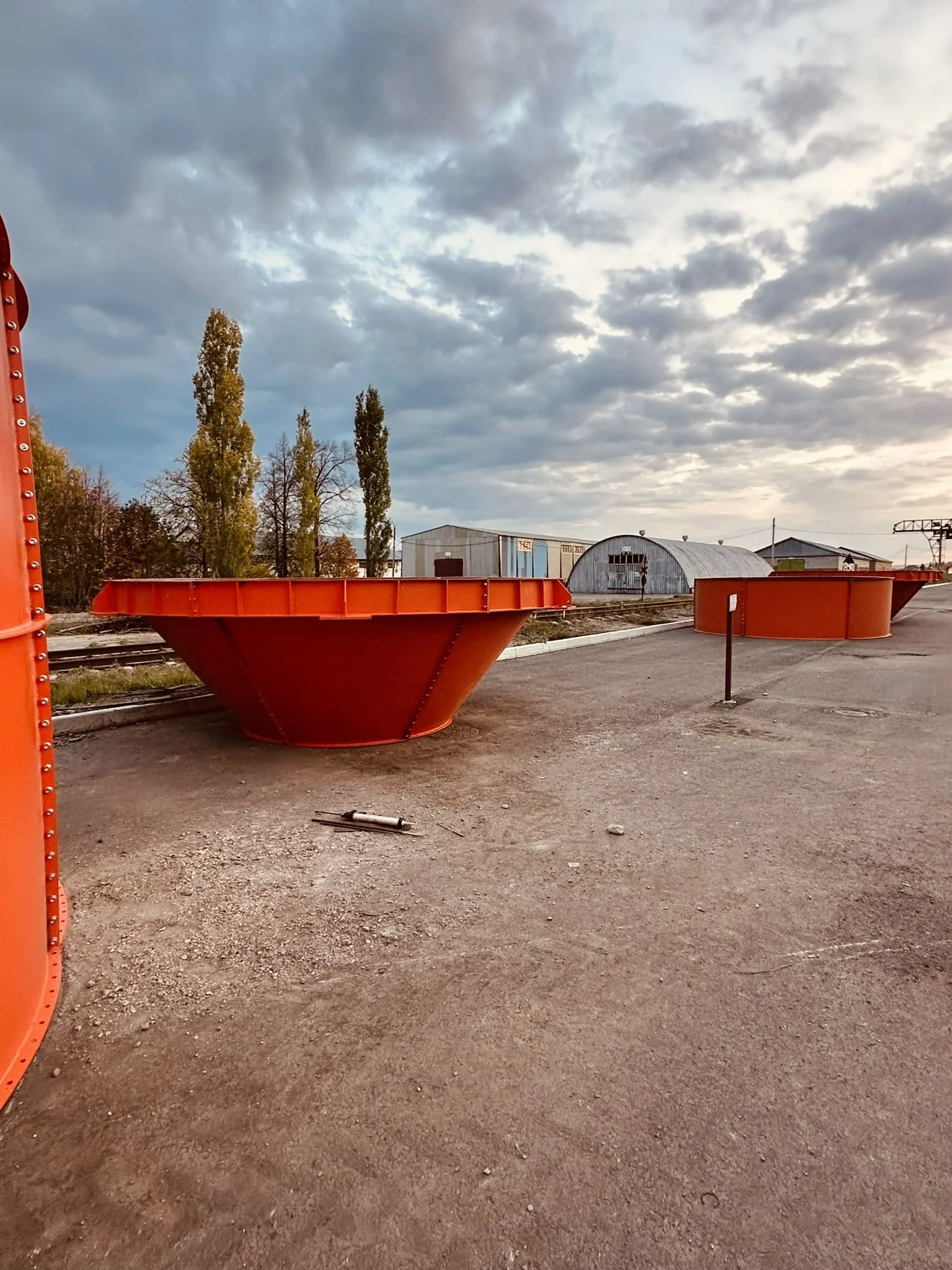 разобранный силос