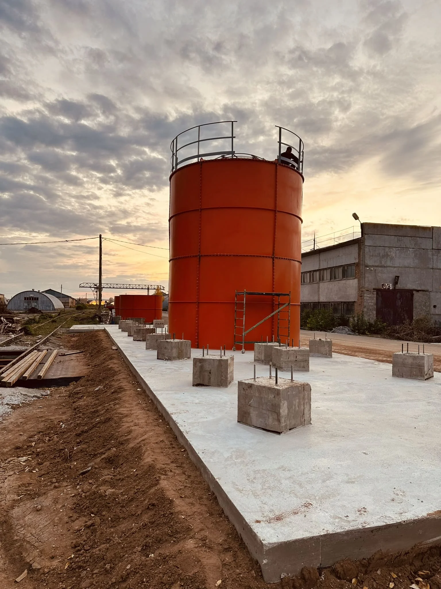 разобранный силос