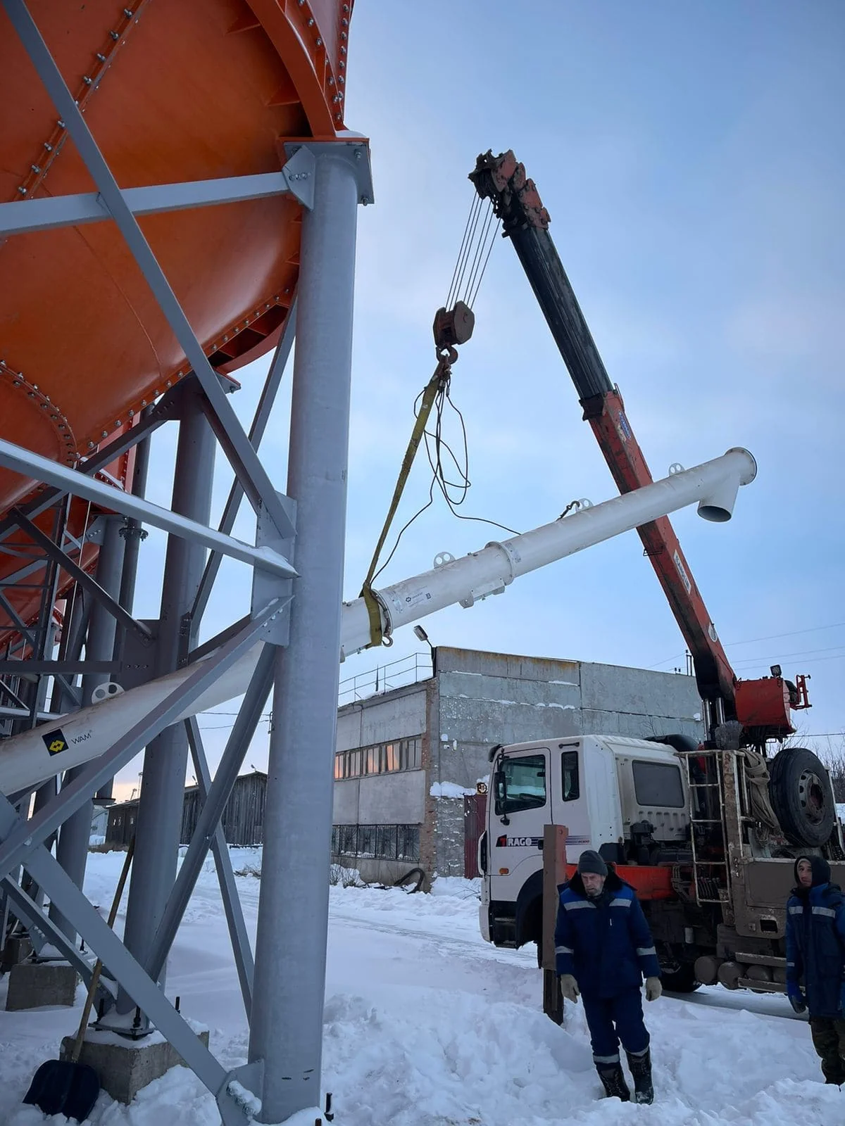 разобранный силос